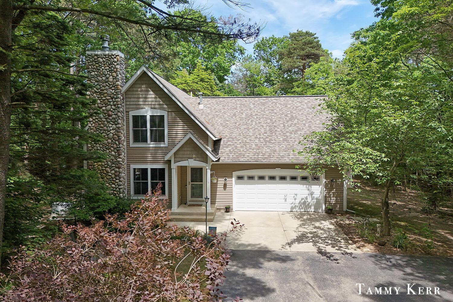 Forest Trail Cir, Fennville, MI 49408
