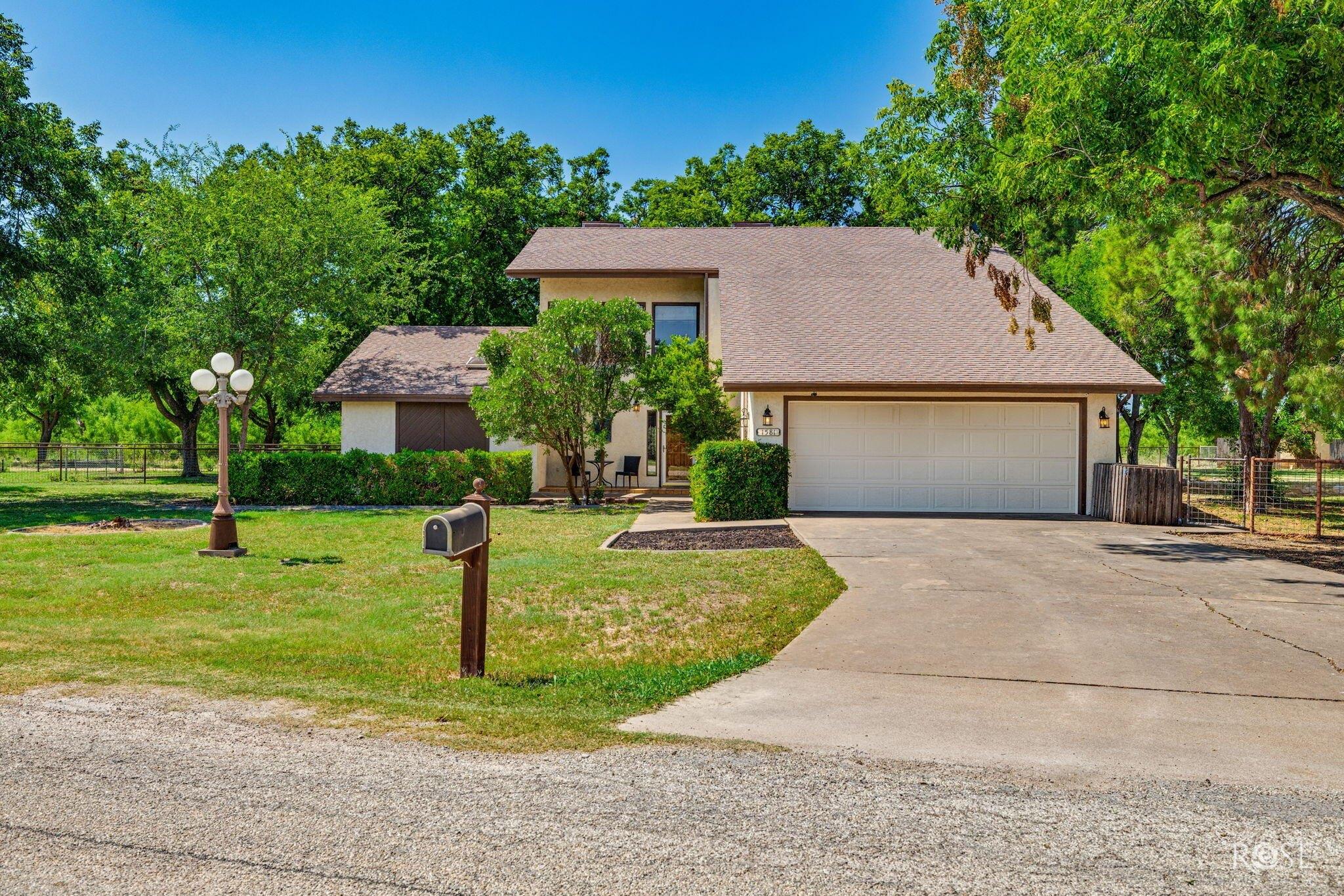 Becker Ln, San Angelo, TX 76904