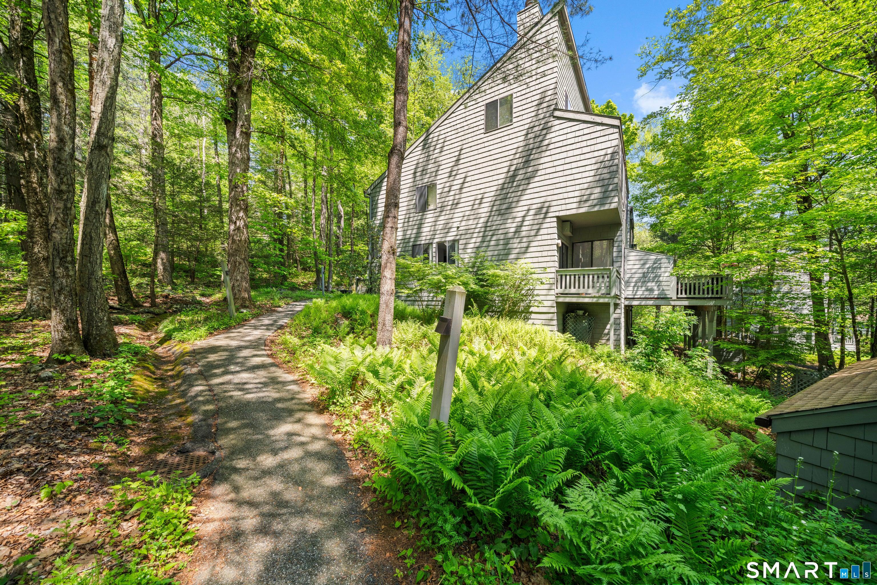 Evergreen Rd, Torrington, CT 06790