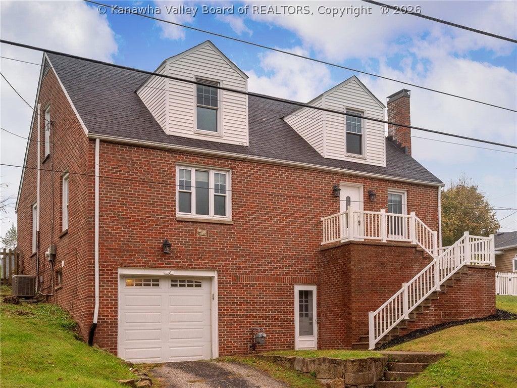 Skyline Dr, Charleston, WV 25302