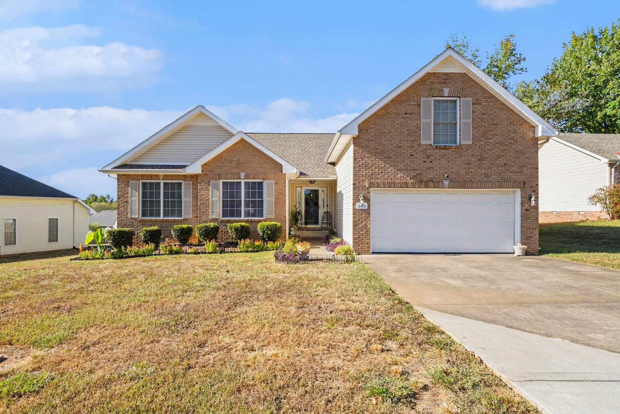 Ashley Oaks Dr, Clarksville, TN 37042