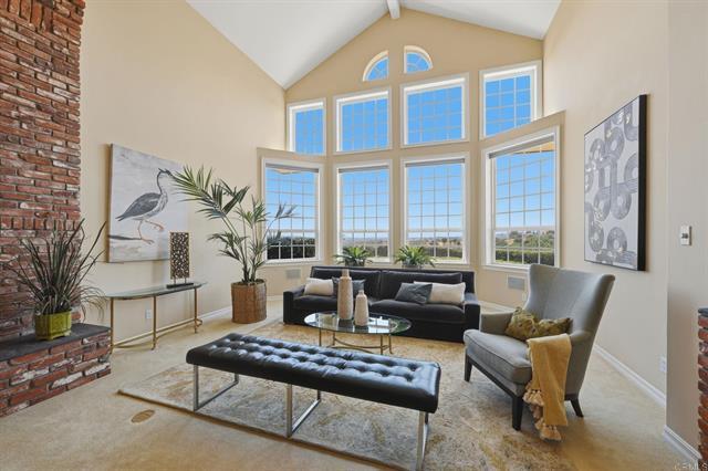 Dos Lomas, Fallbrook, CA 92028