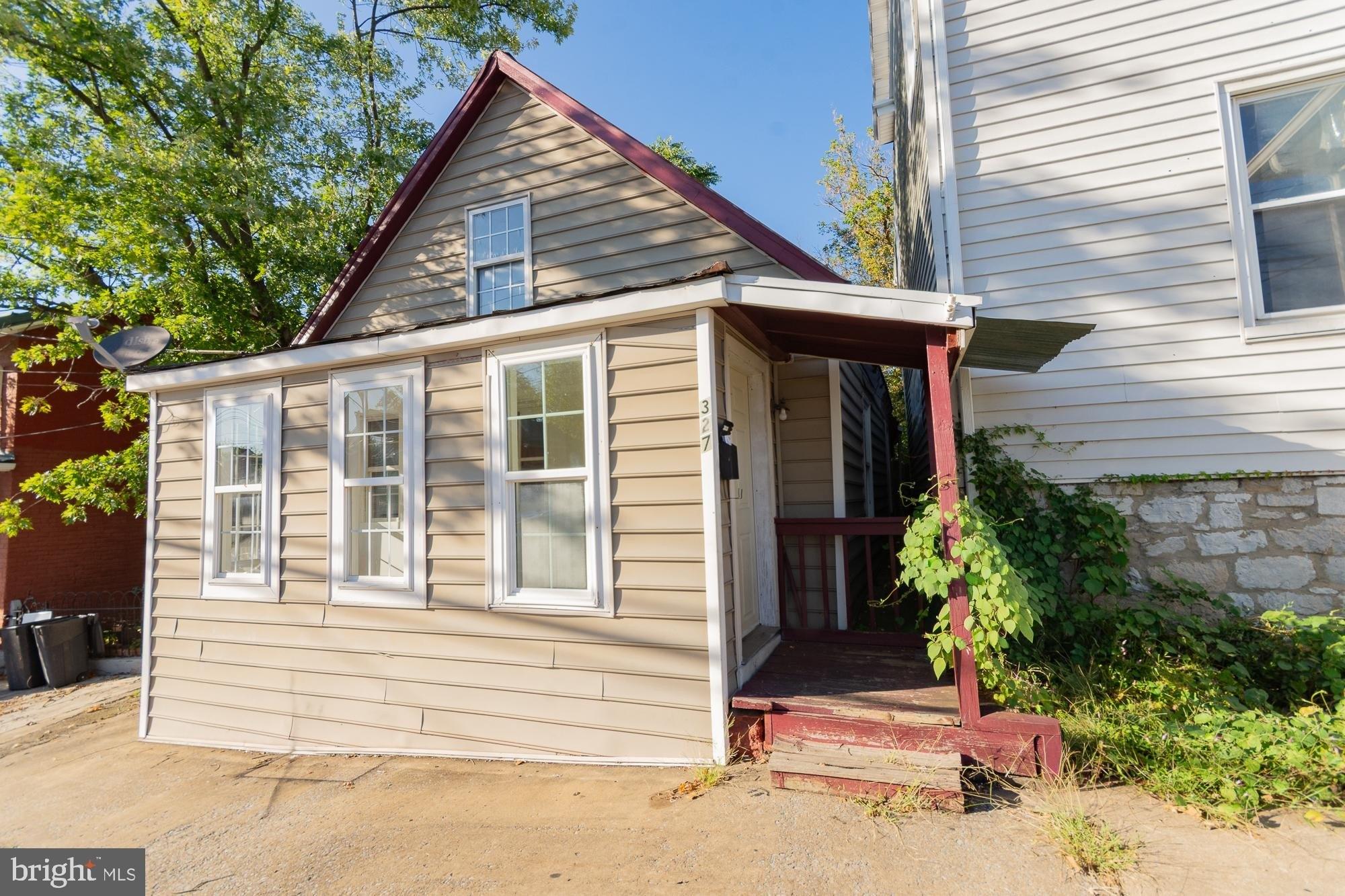 E Burke St, Martinsburg, WV 25404