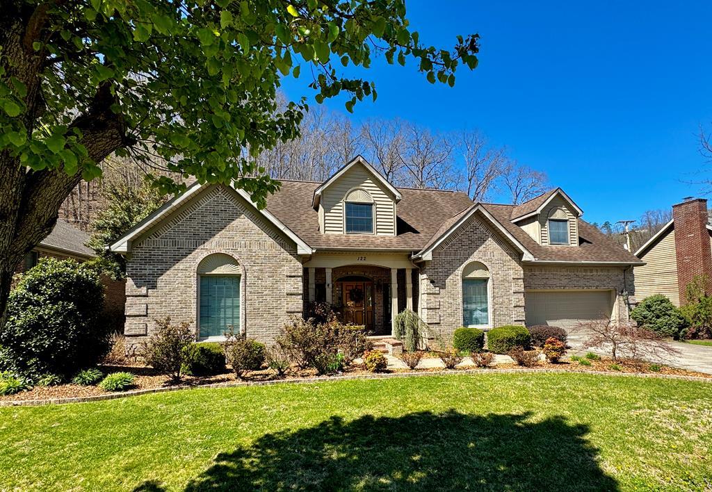 Cedar Hills Dr, Pikeville, KY 41501