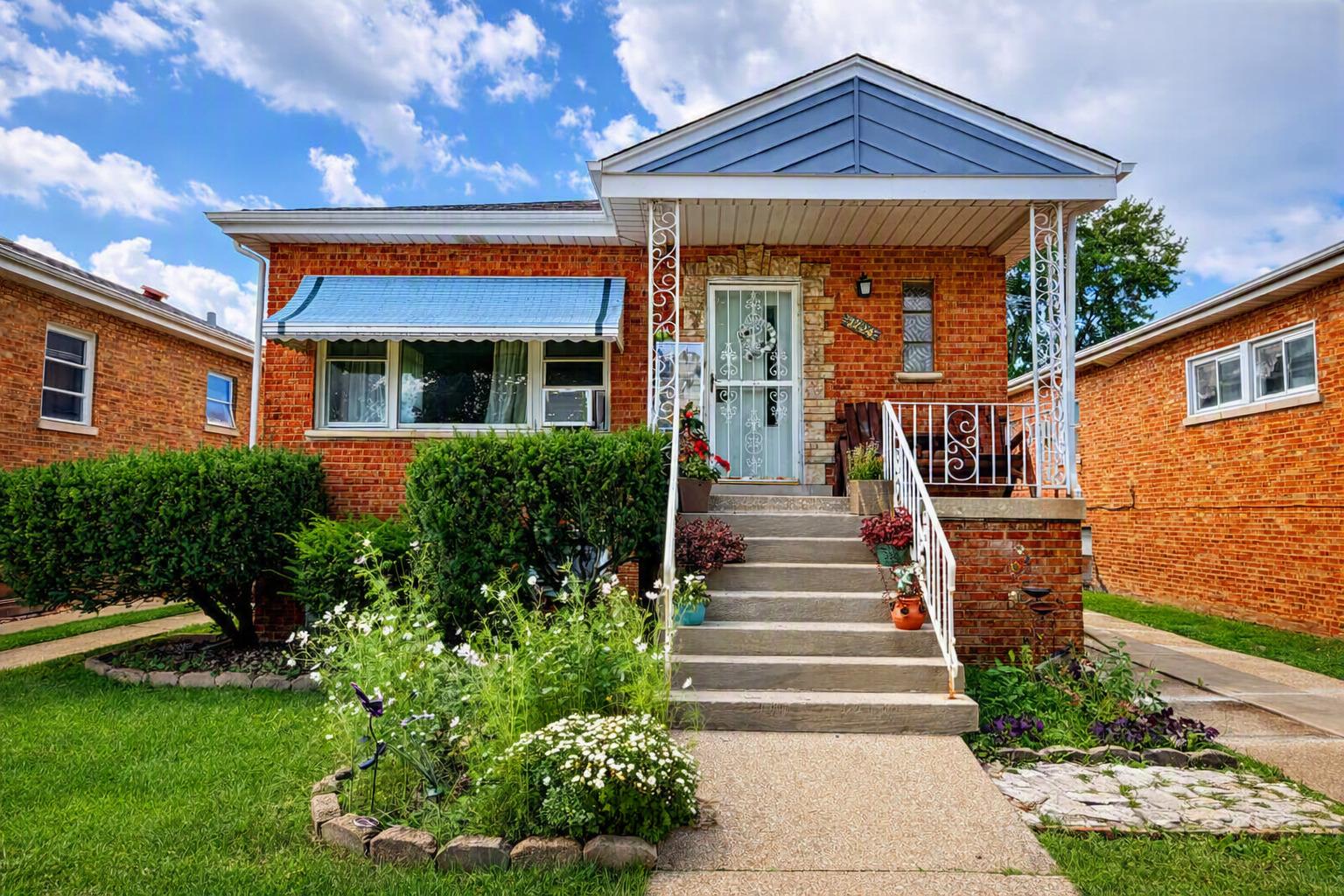 S 60th Ct, Cicero, IL 60804