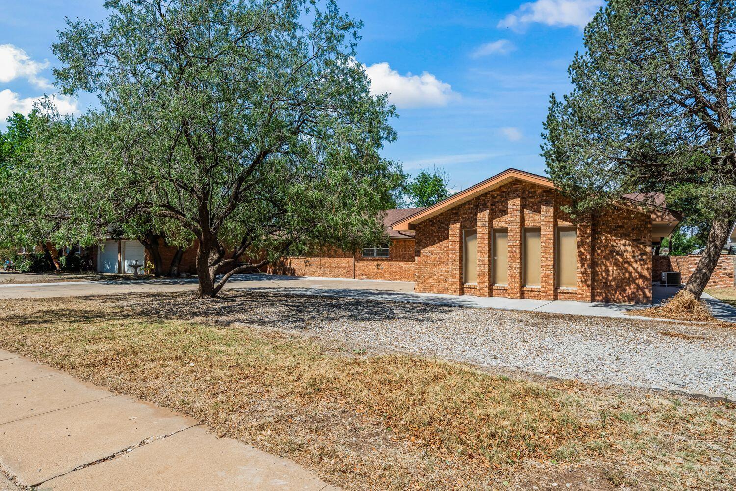 Rice Dr, Levelland, TX 79336