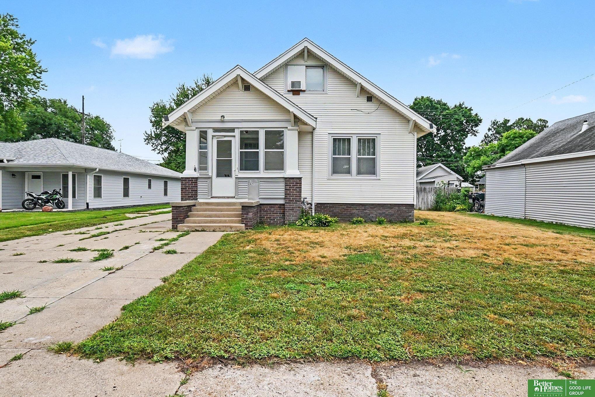S 8th St, Norfolk, NE 68701