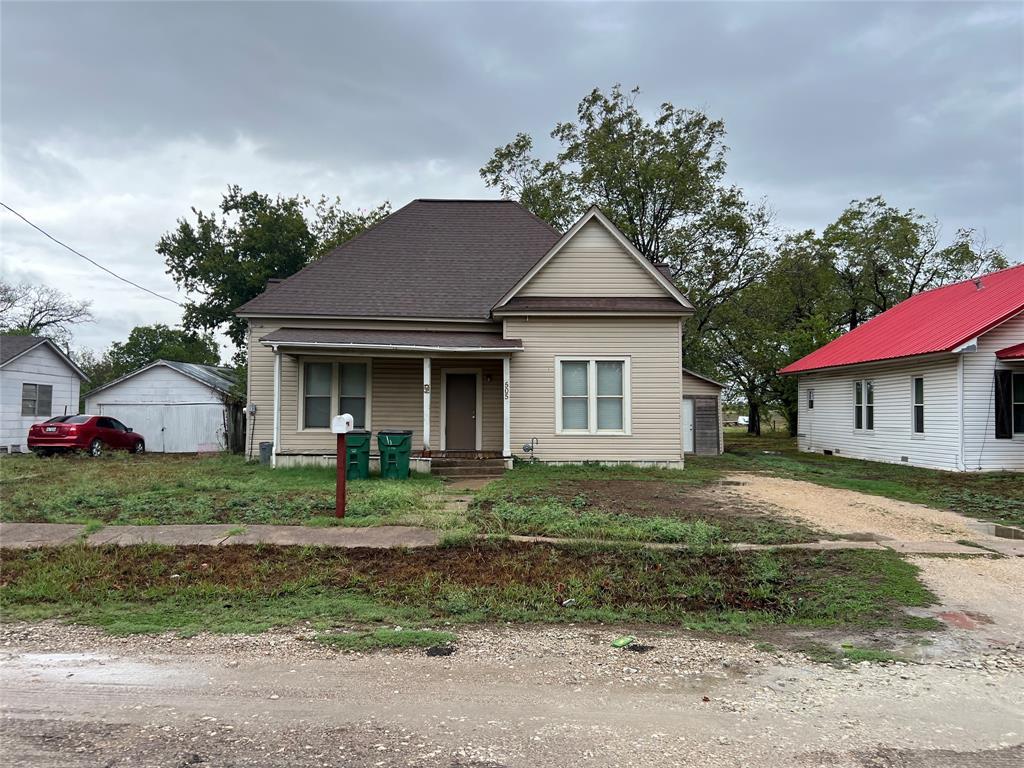 E Cowan Ave, Mart, TX 76664