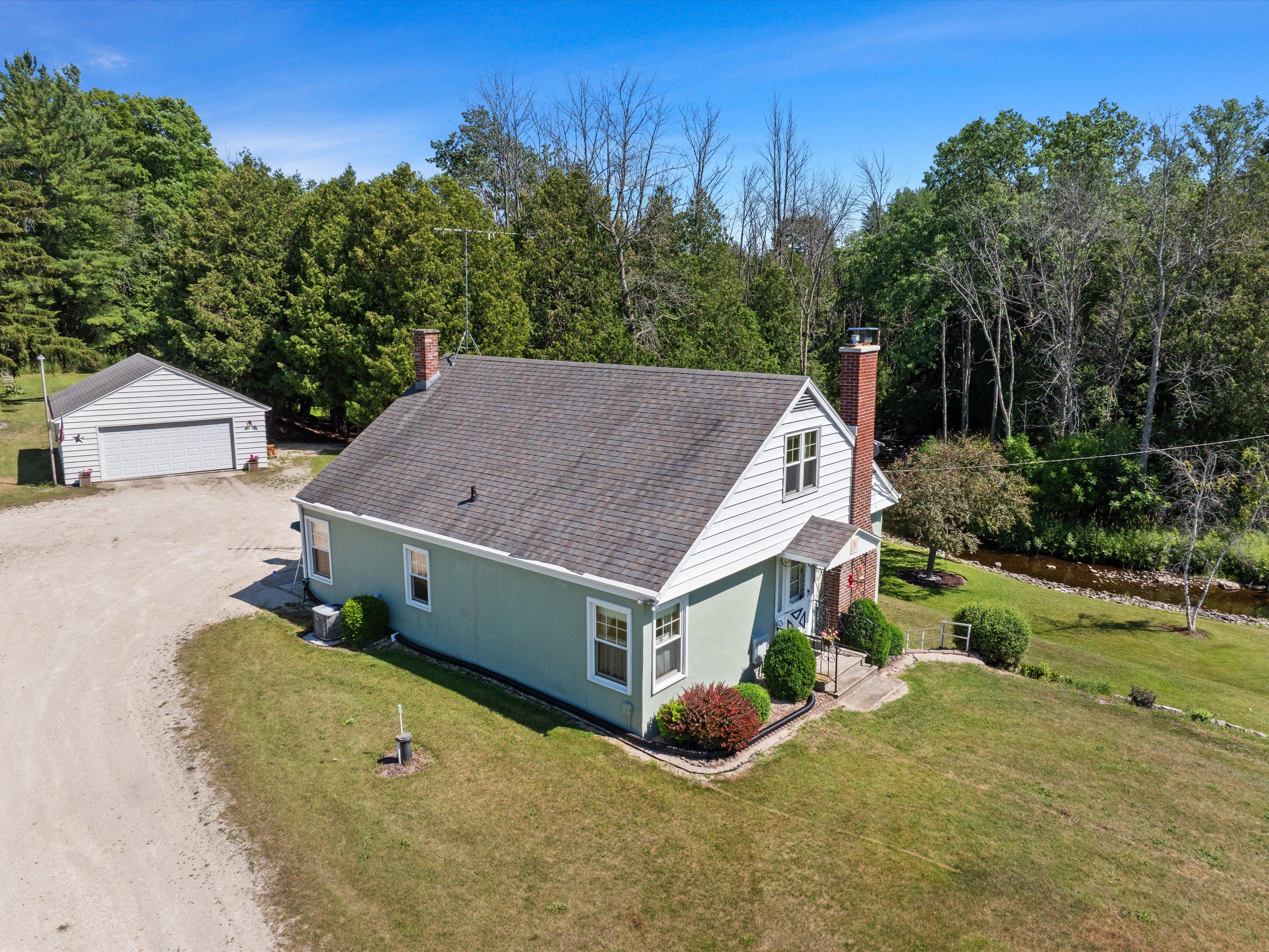 County Rd S, Algoma, WI 54201