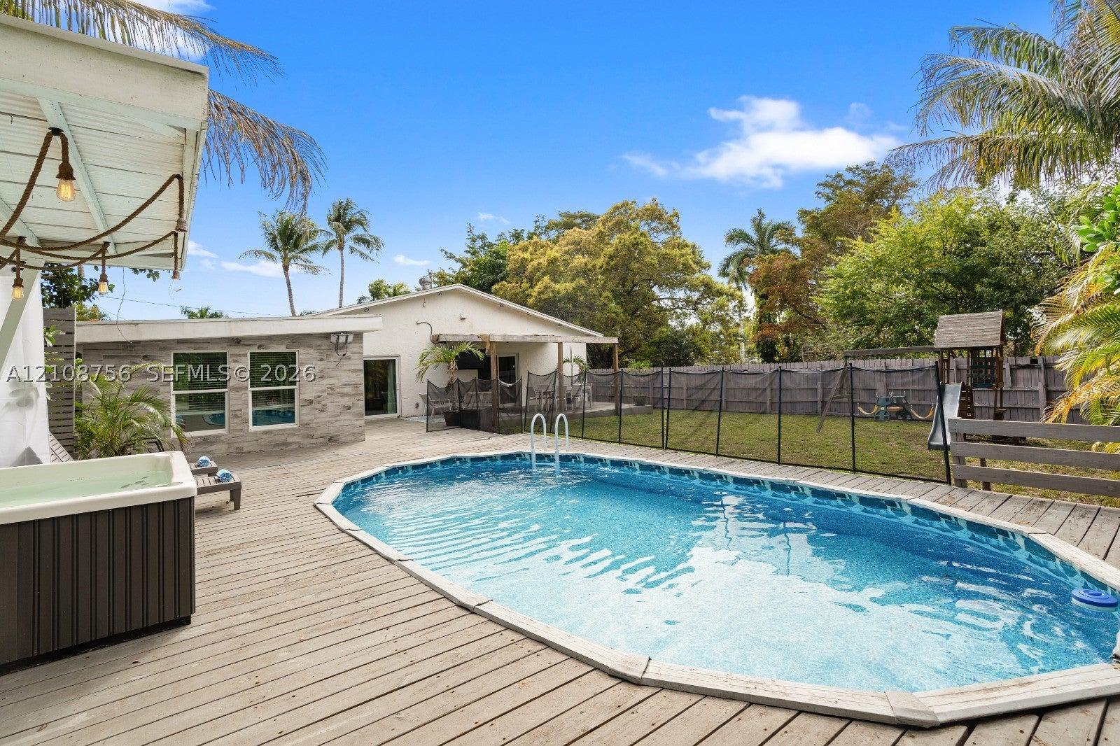 Sw 44th St, Fort Lauderdale, FL 33312