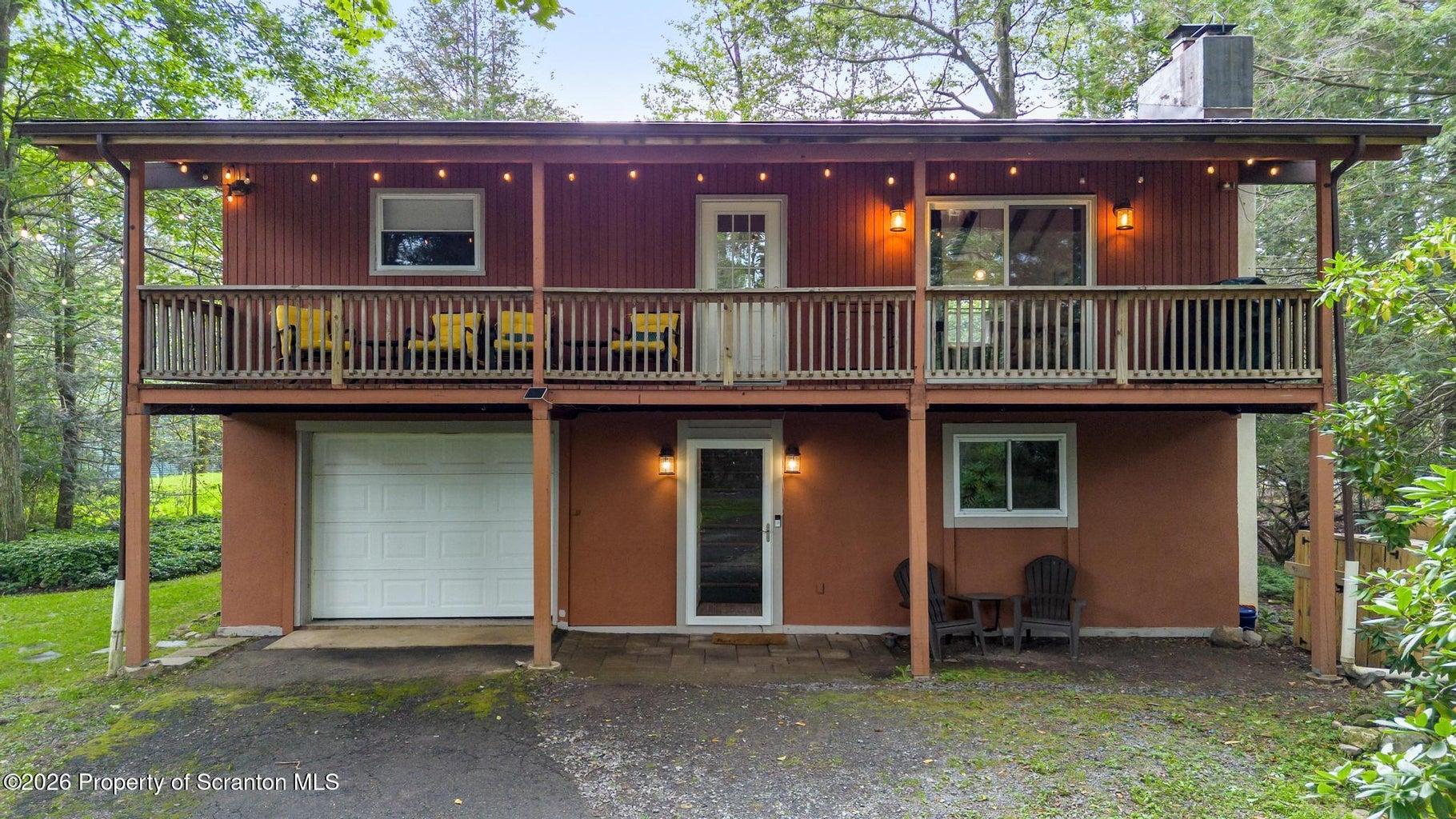 Quail Ln, Tobyhanna, PA 18466