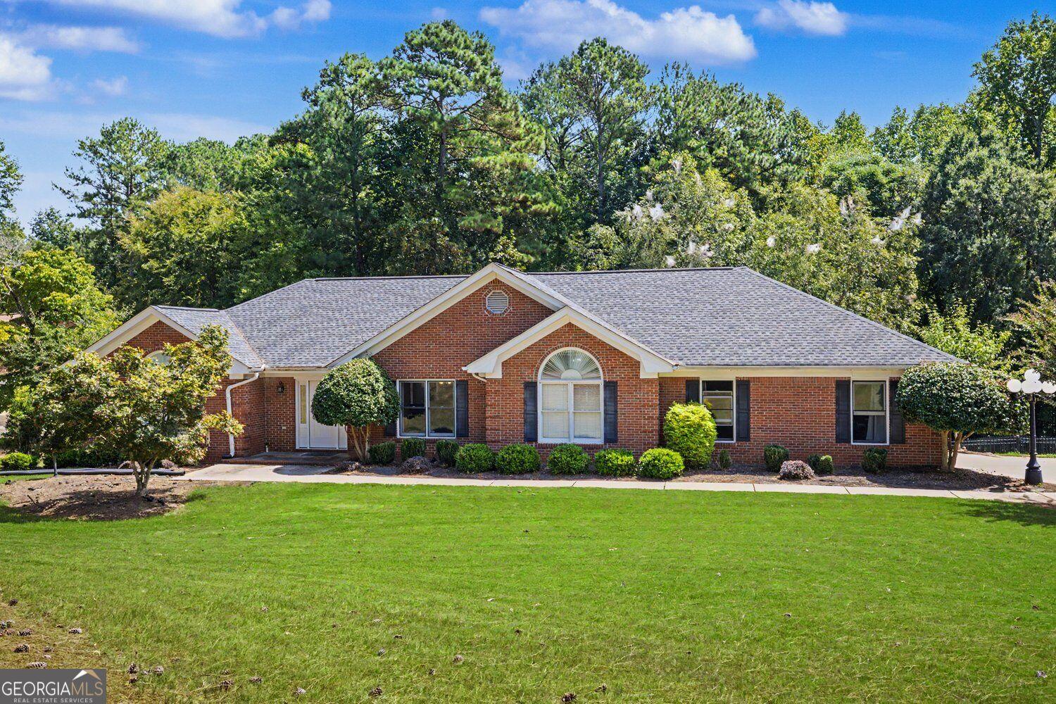 Wedgepark Dr, Mcdonough, GA 30252