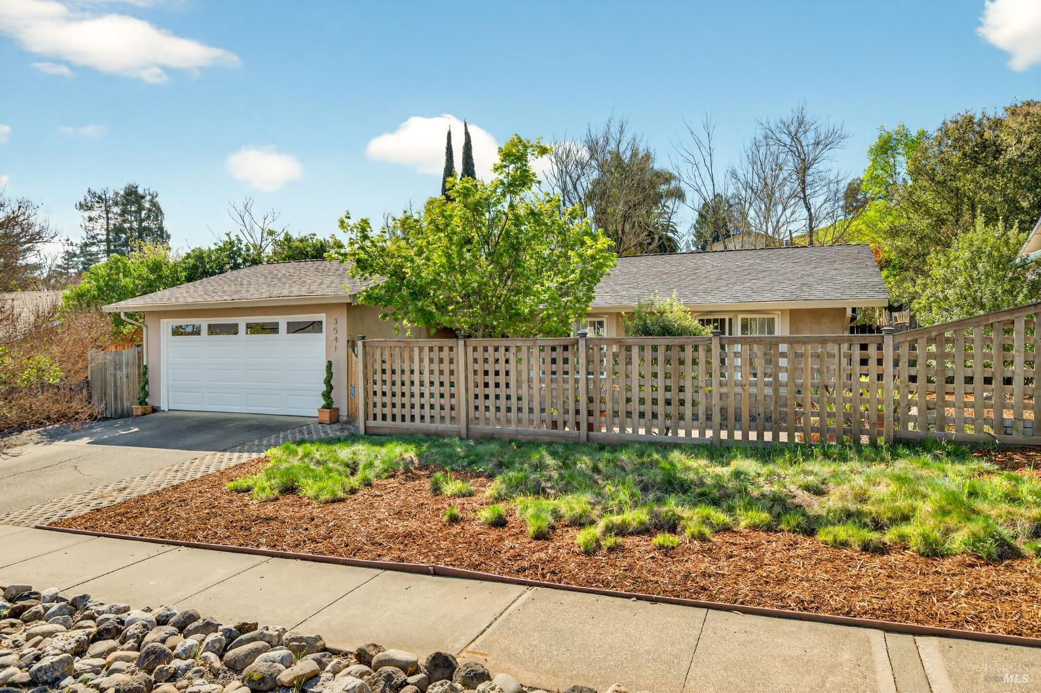 Twin Oaks Dr, Napa, CA 94558