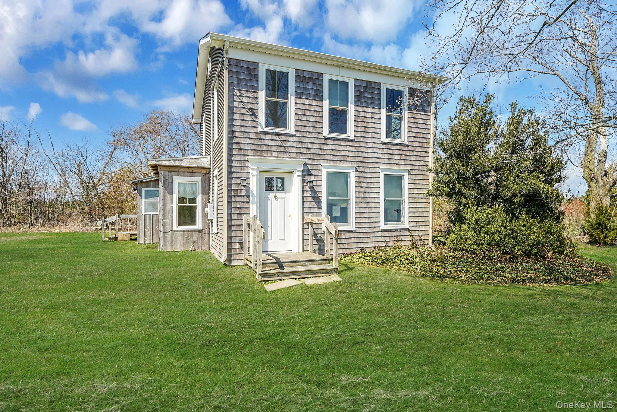 Sound Ave, Riverhead, NY 11901