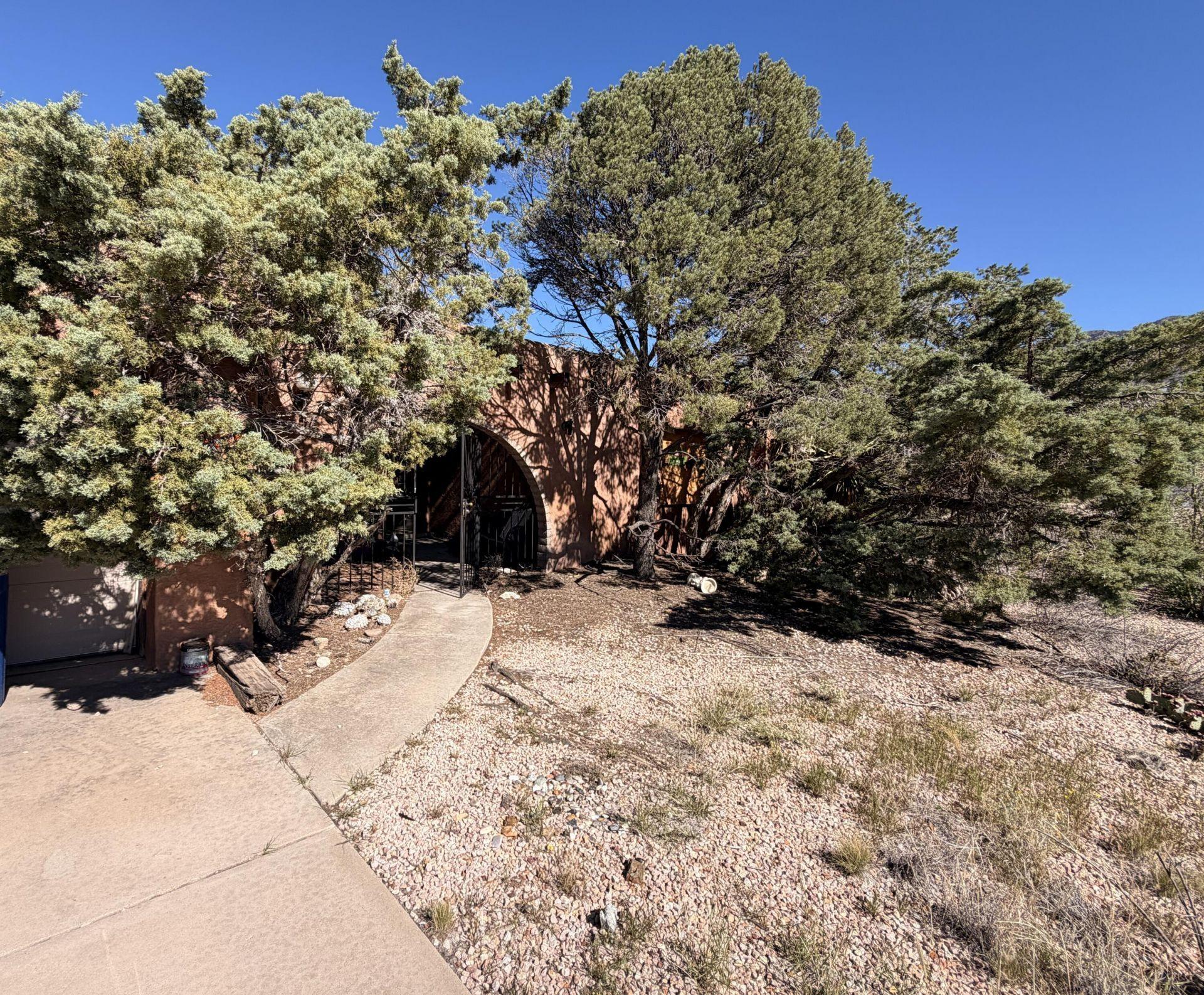 Nemesia Pl Ne, Albuquerque, NM 87112