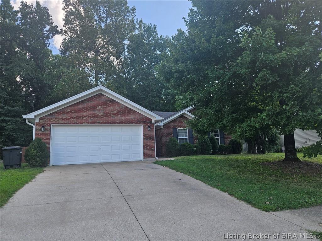 Dalton Ct, Jeffersonville, IN 47130