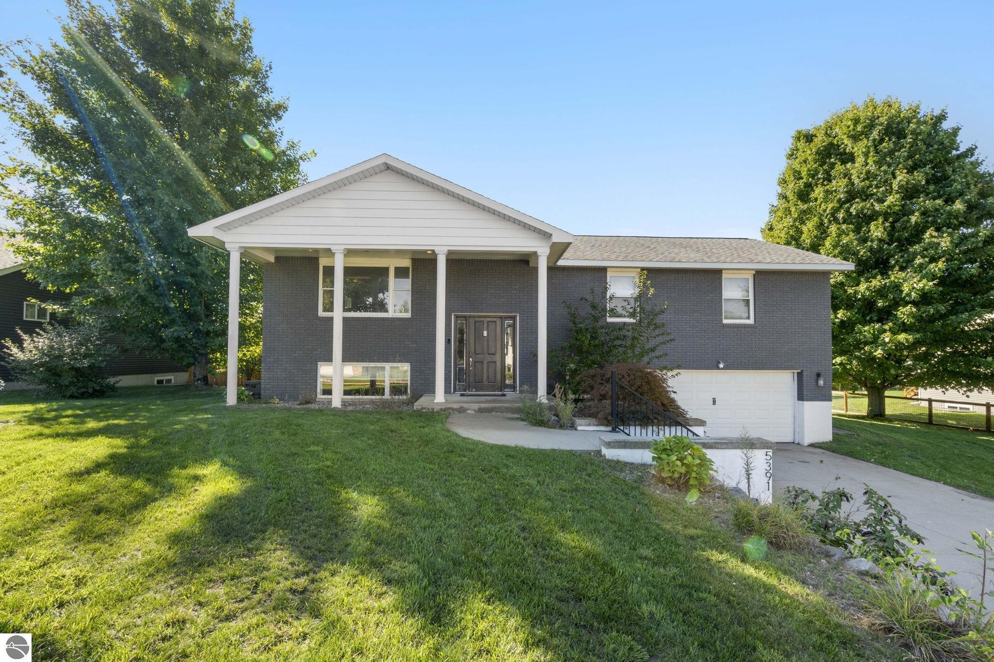 Eaglehurst Dr, Traverse City, MI 49685