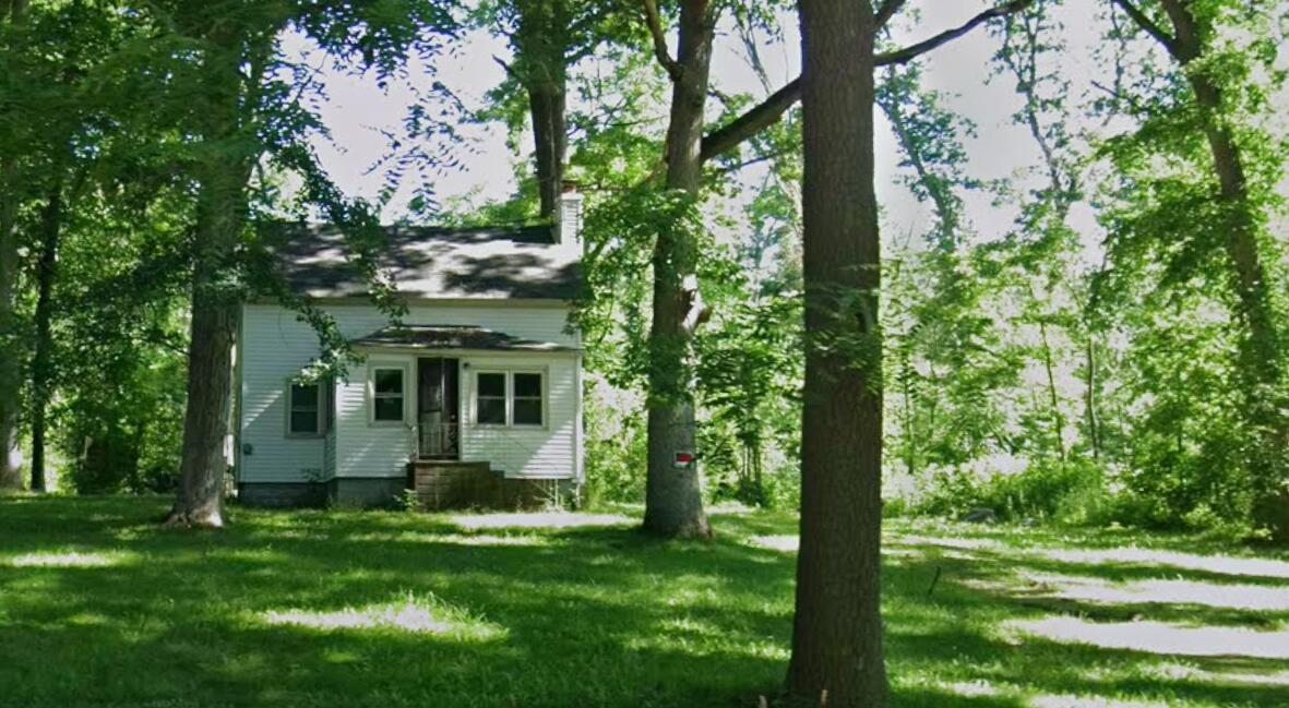 E Berry Rd, Rives Junction, MI 49277