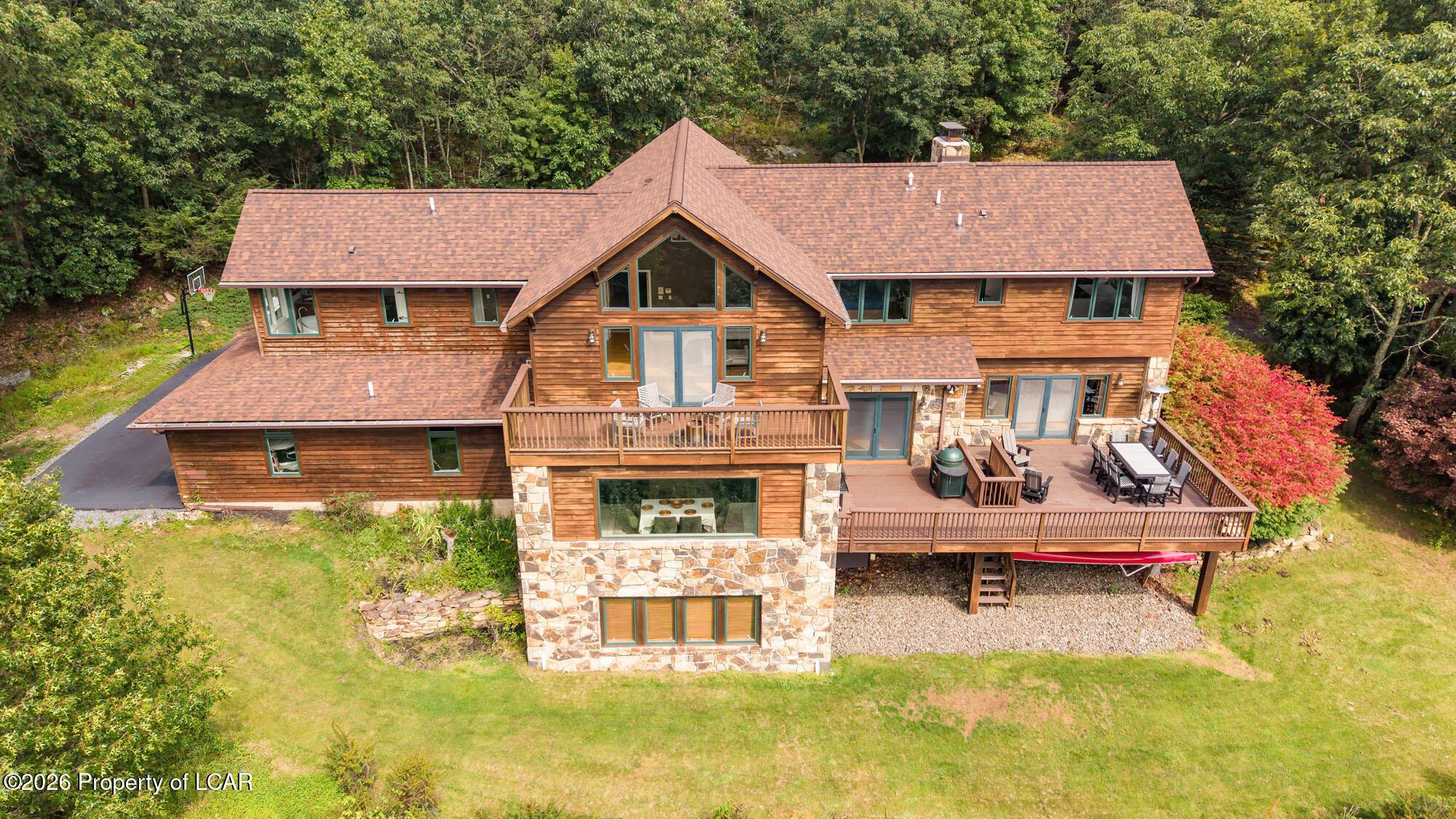 Highwoods Rd, Wyoming, PA 18644