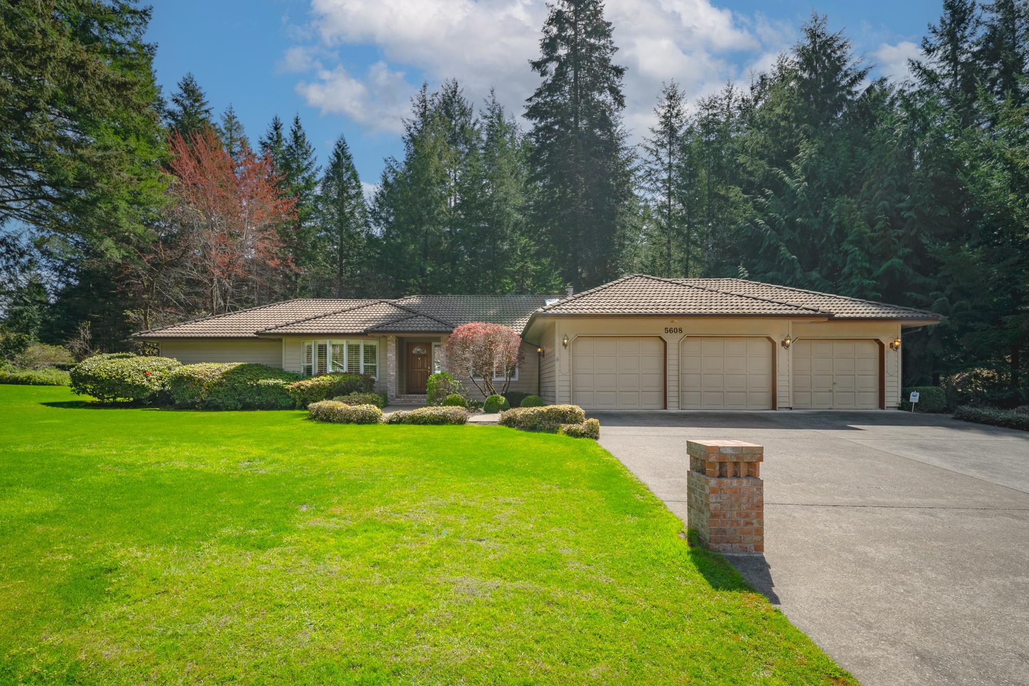 Ridge High Ct Sw, Olympia, WA 98512