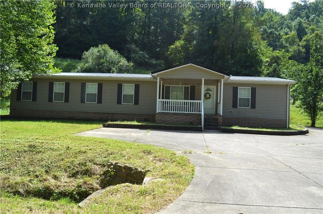 Tate Hollow Rd, Charleston, WV 25312