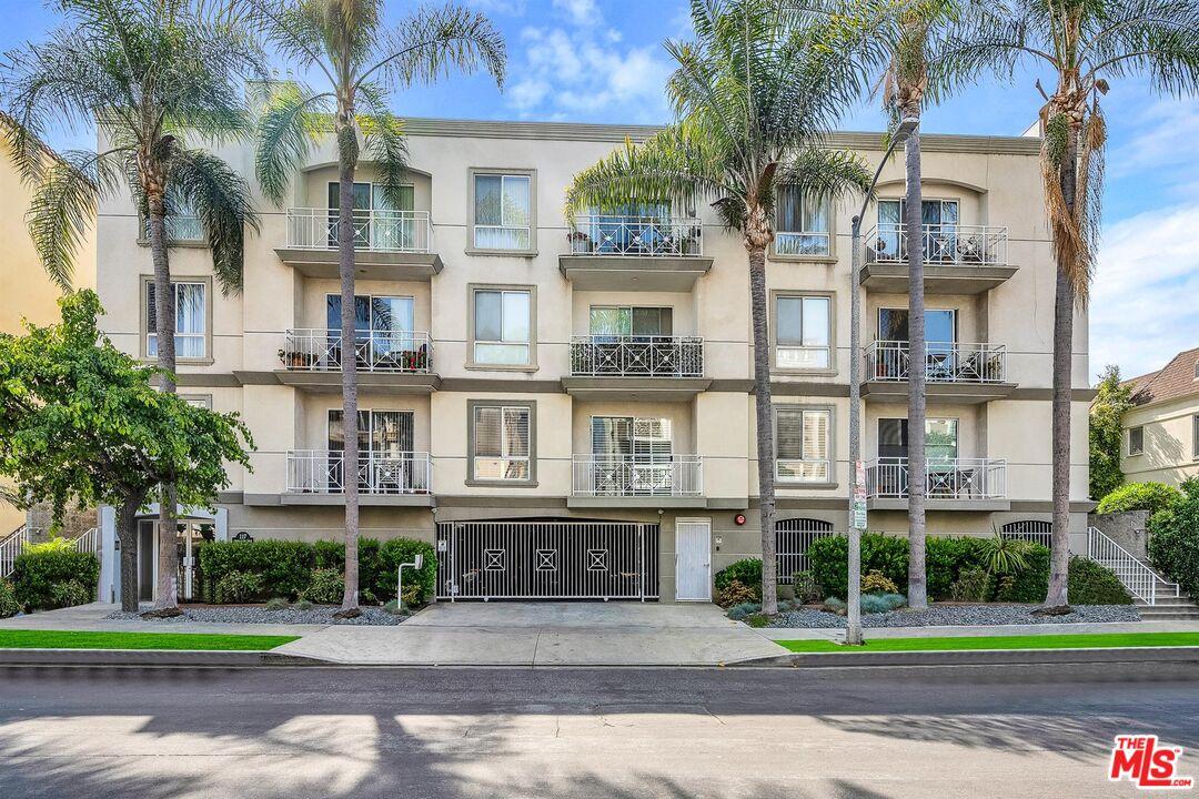 S Clark Dr, West Hollywood, CA 90048