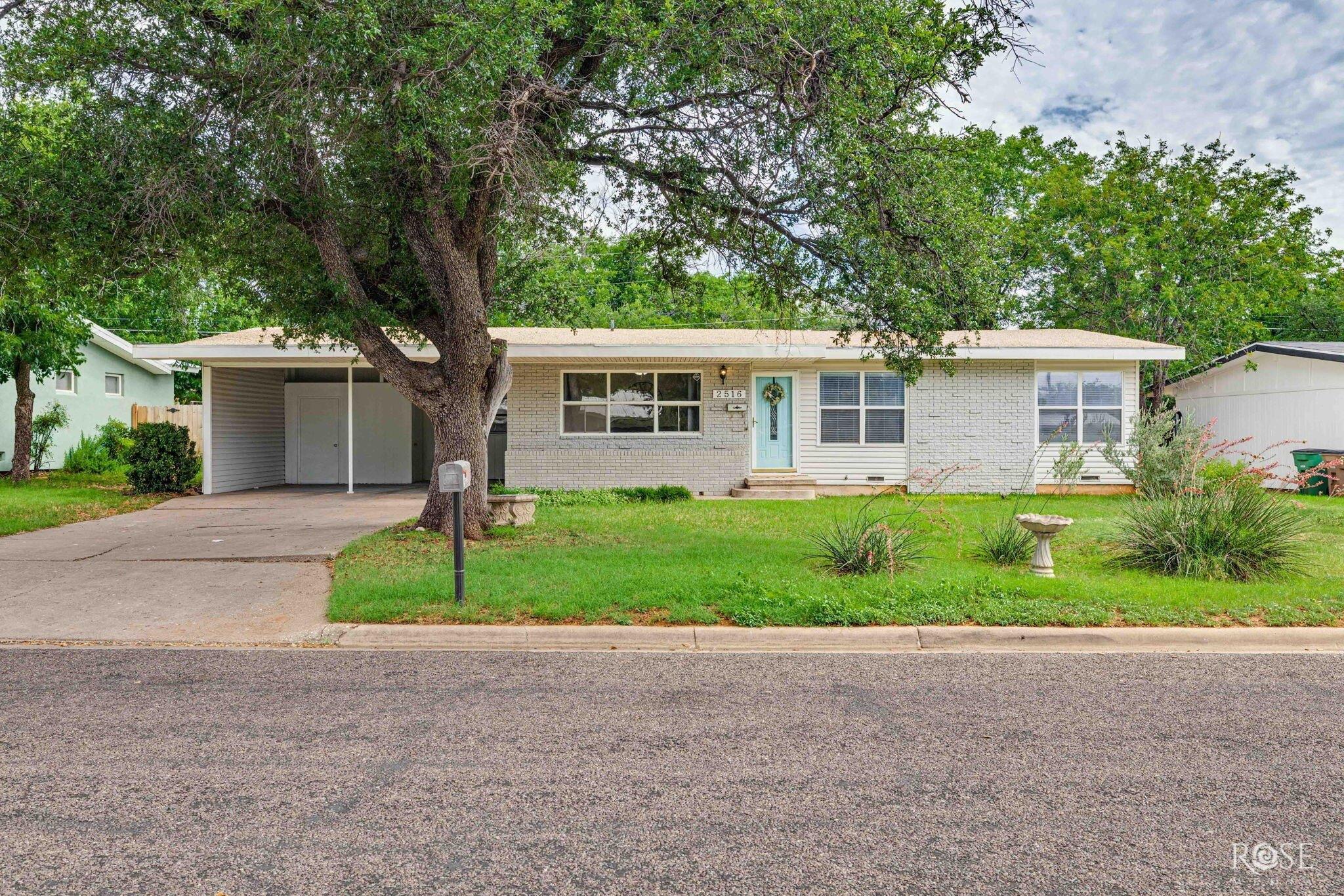 University Ave, San Angelo, TX 76904