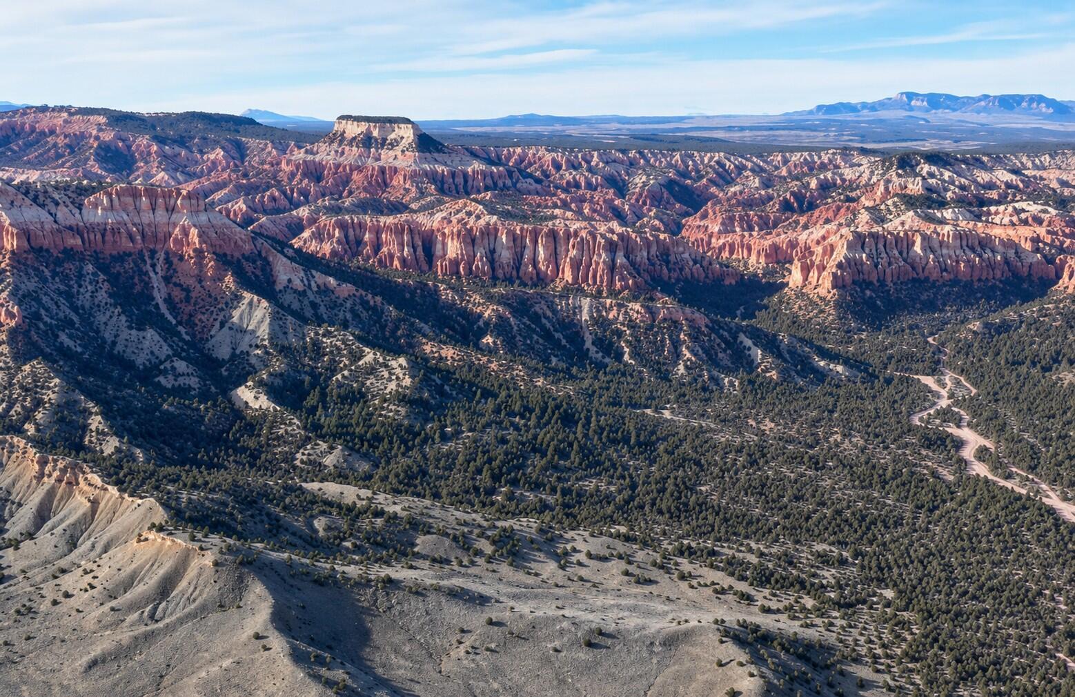 W Bryce Way, Tropic, UT 84776