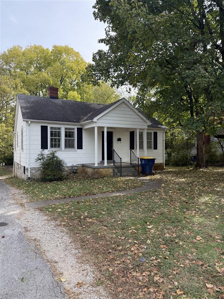 Nutwood St, Bowling Green, KY 42104