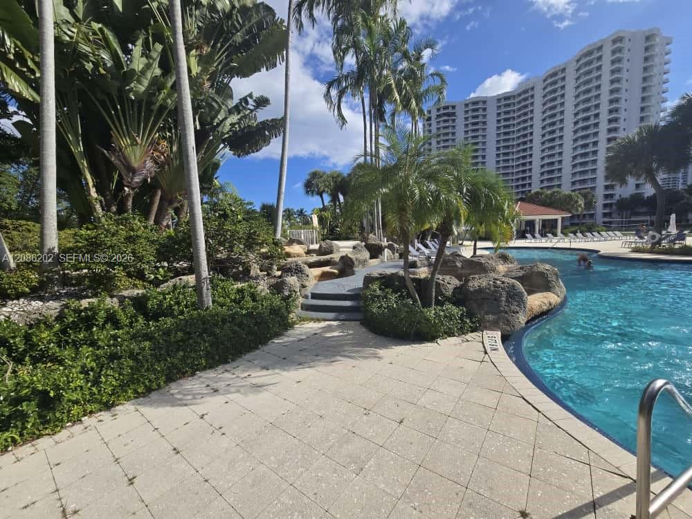 Ne 191st St, Miami, FL 33180