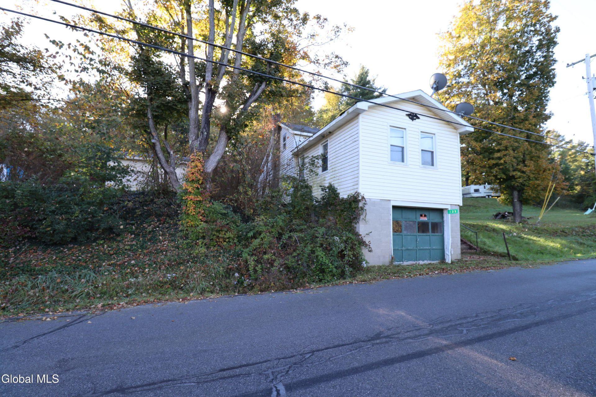 Haas Rd, Victory Mills, NY 12884