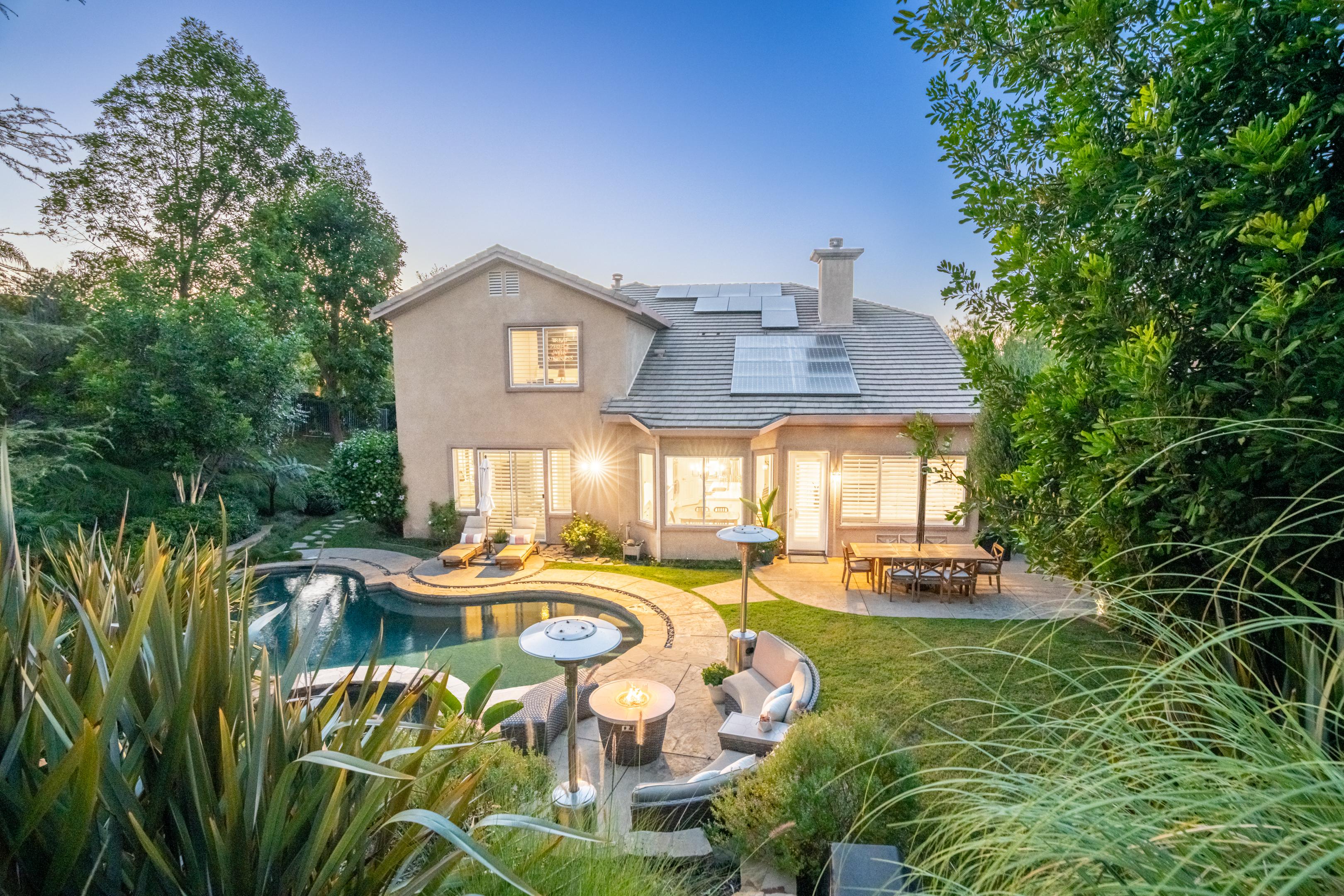 Via Capote, Newbury Park, CA 91320