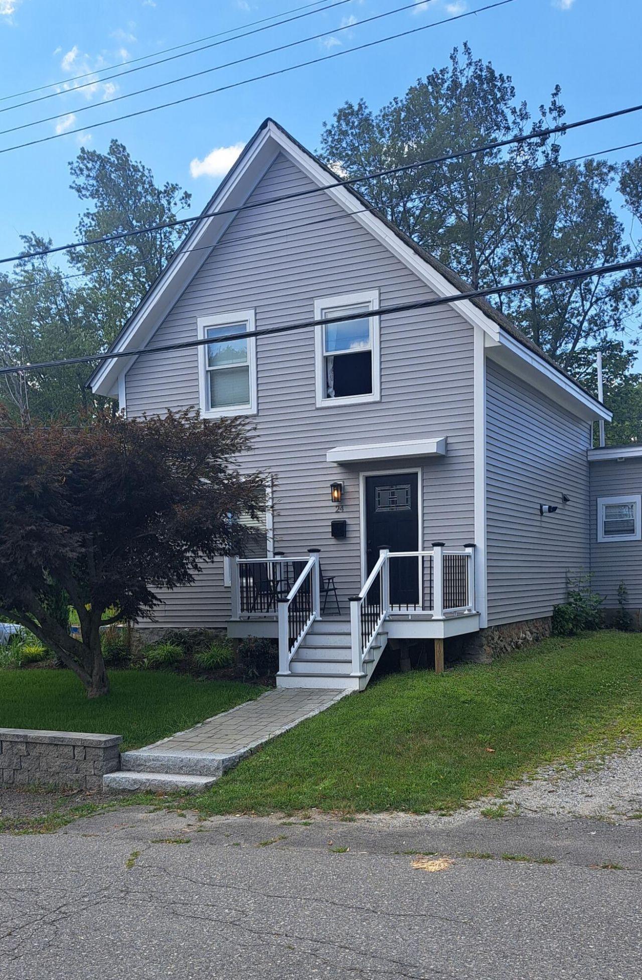 Jefferson St, Rockland, ME 04841