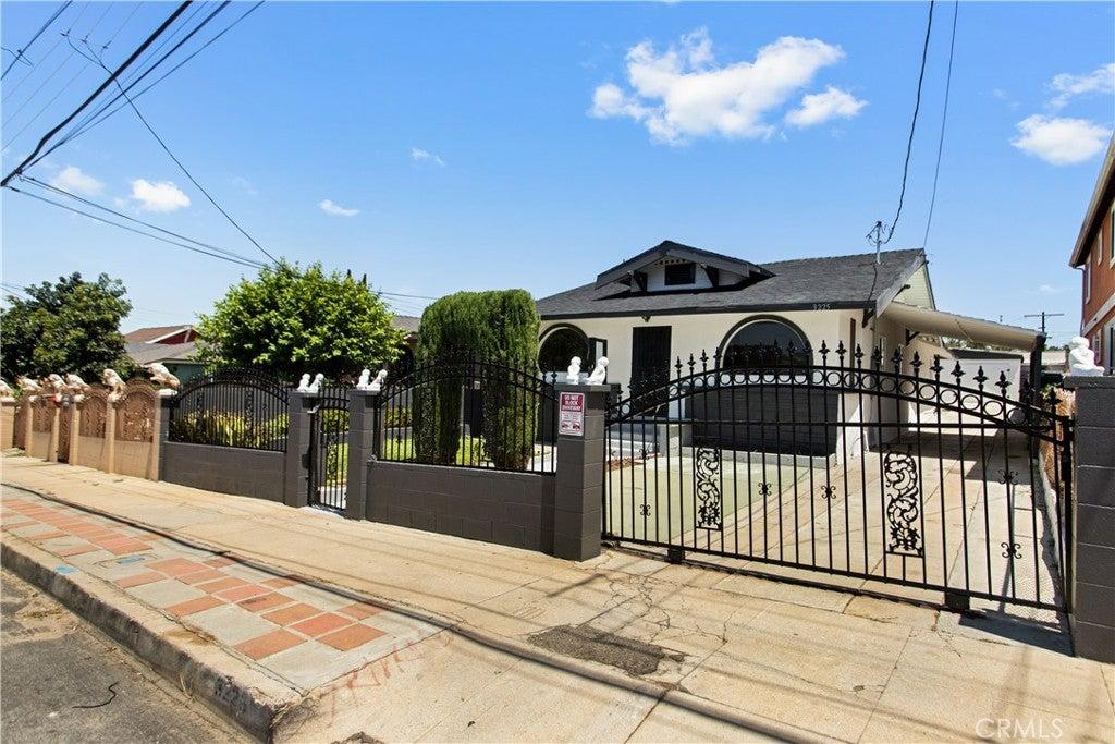 Winter St, Los Angeles, CA 90063