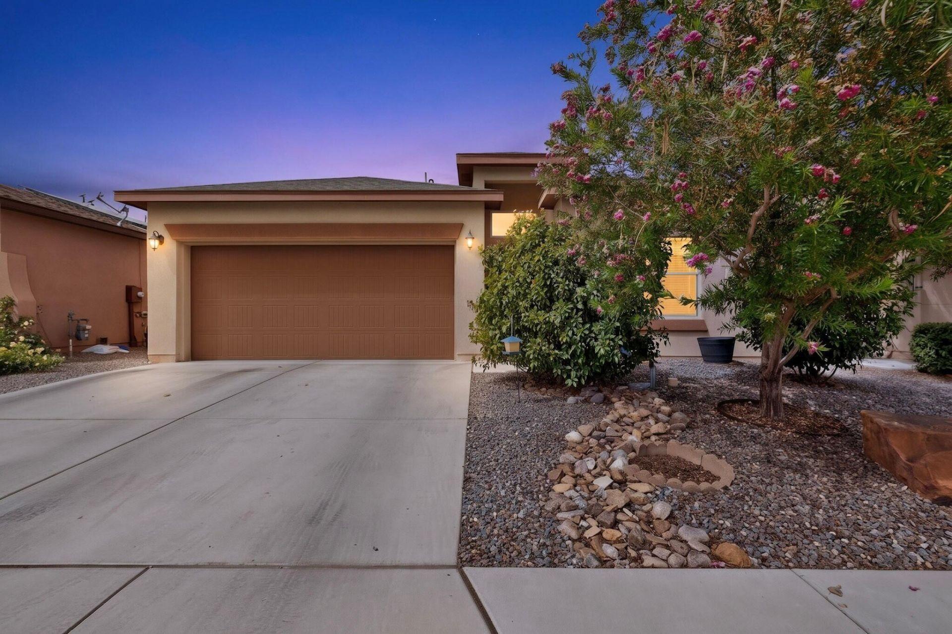 Ermemin Ave Nw, Albuquerque, NM 87114