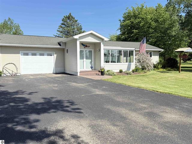 S Mcgee Rd, Lake City, MI 49651