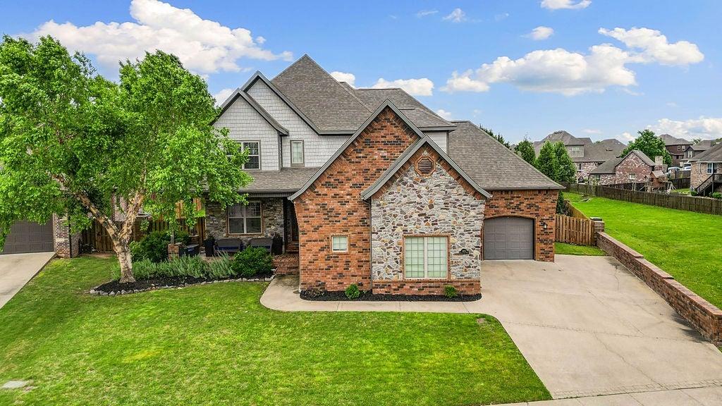 Willow Ridge Way, Rogers, AR 72758