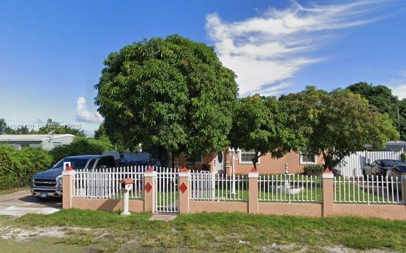 Nw 121st St, Miami, FL 33167