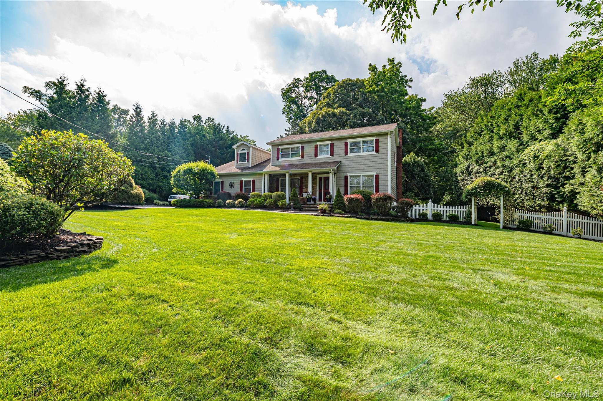 Breeze Hill Rd, Northport, NY 11768