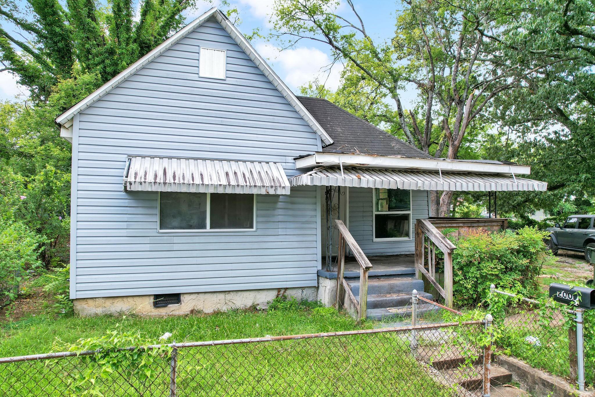 Cleveland Ave, Chattanooga, TN 37404