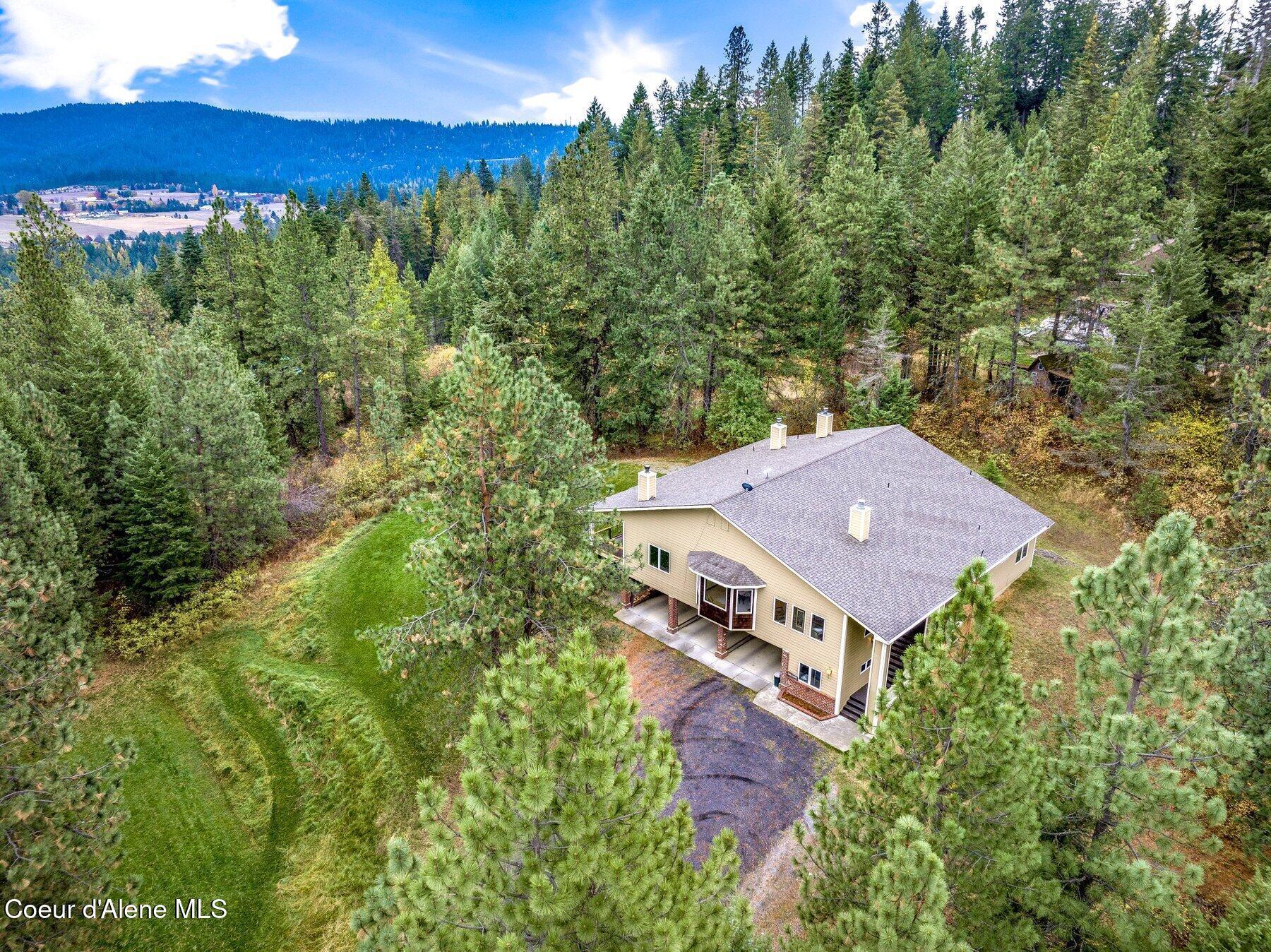 W Clemetson Rd, Coeur D Alene, ID 83814