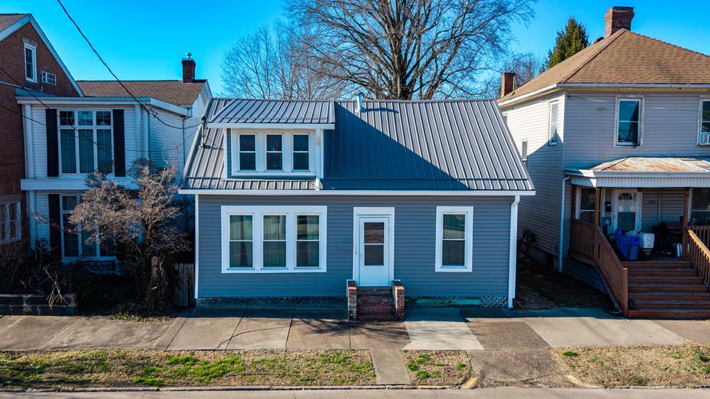 3rd Ave, Gallipolis, OH 45631