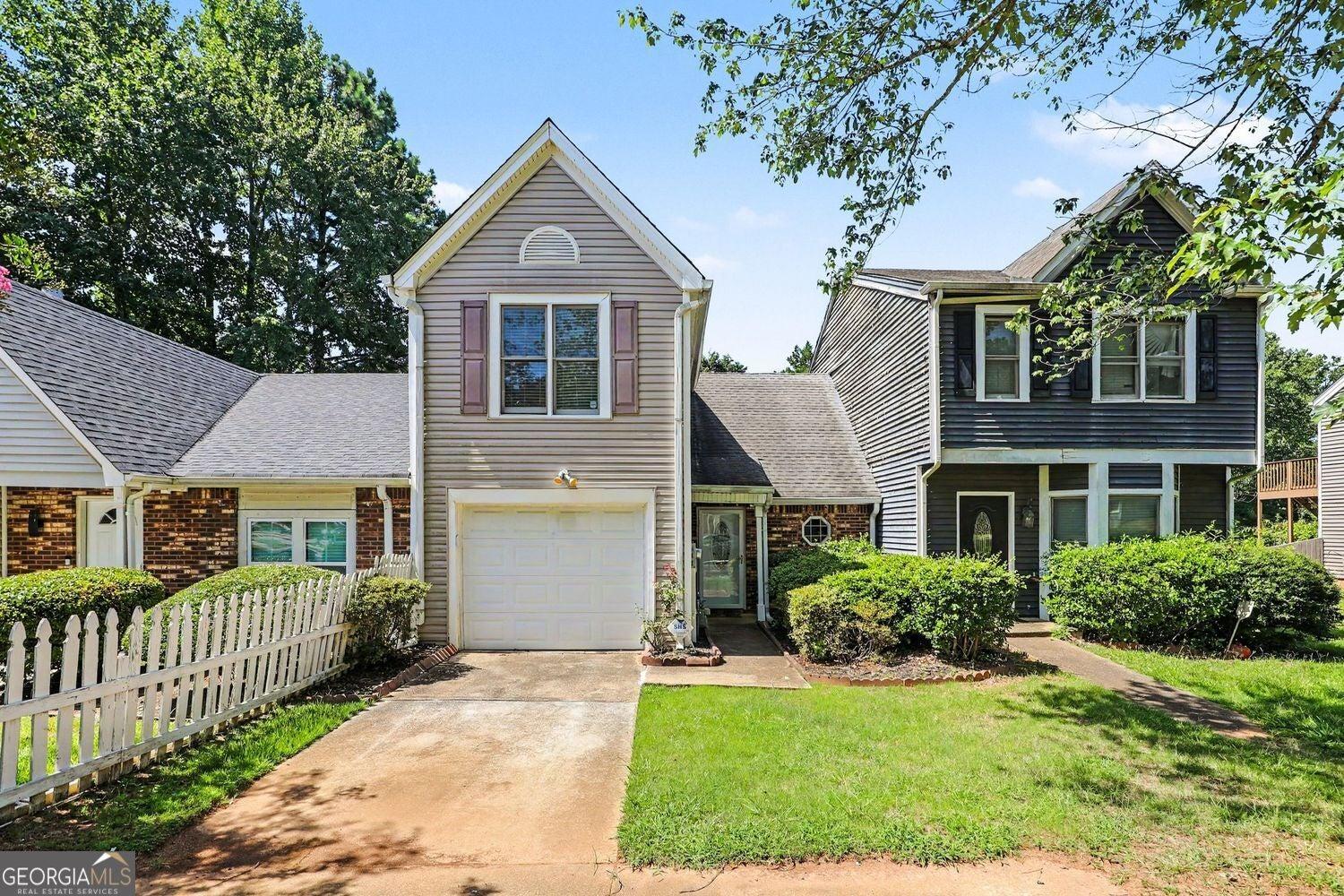 Lakeridge Ct, Riverdale, GA 30274
