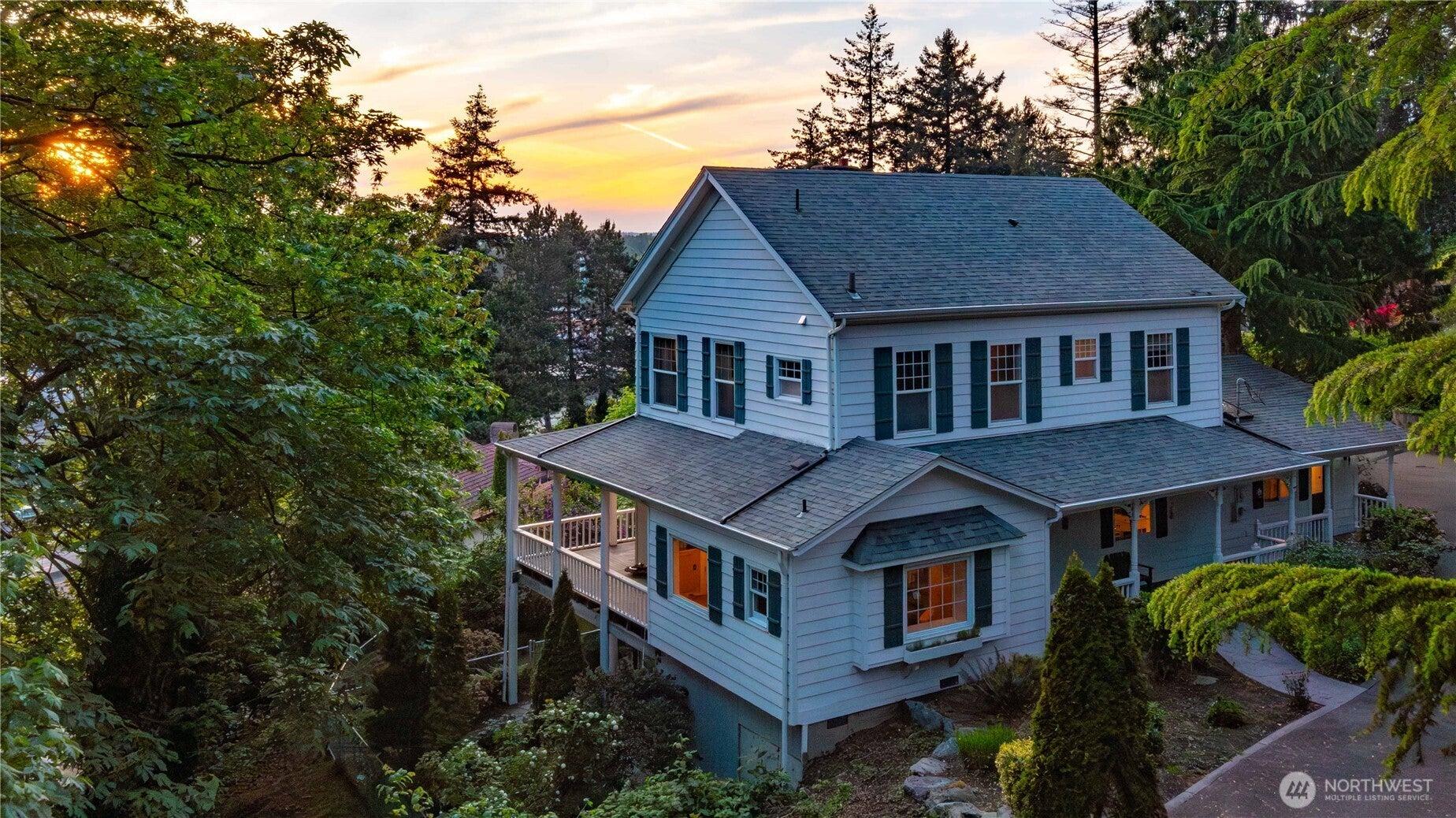 S 7th St, Mount Vernon, WA 98274