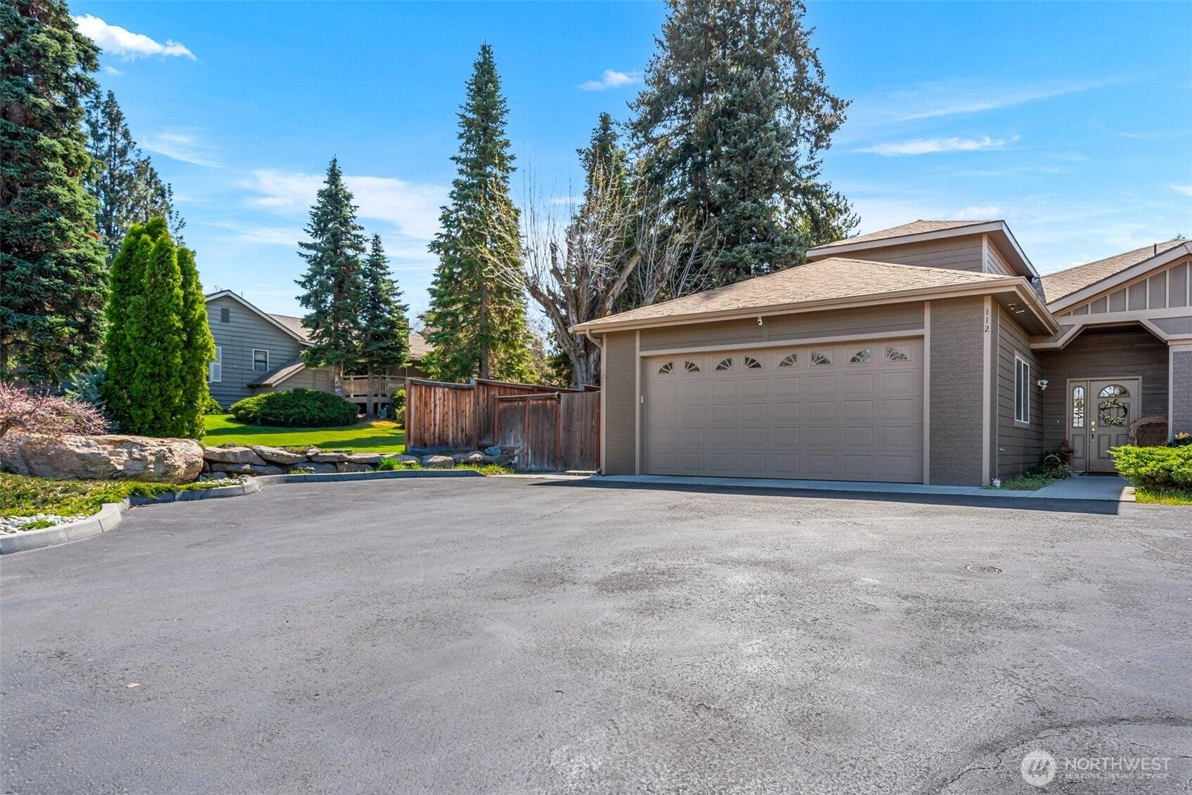 19th St Ne, East Wenatchee, WA 98802