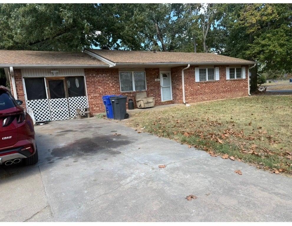 Acorn Dr, Rogers, AR 72756