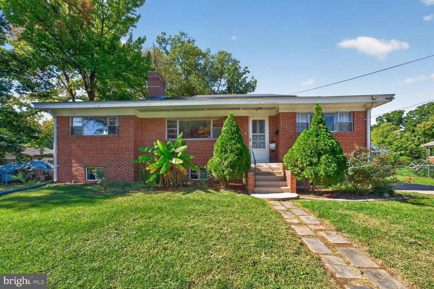 96th Pl, Lanham, MD 20706