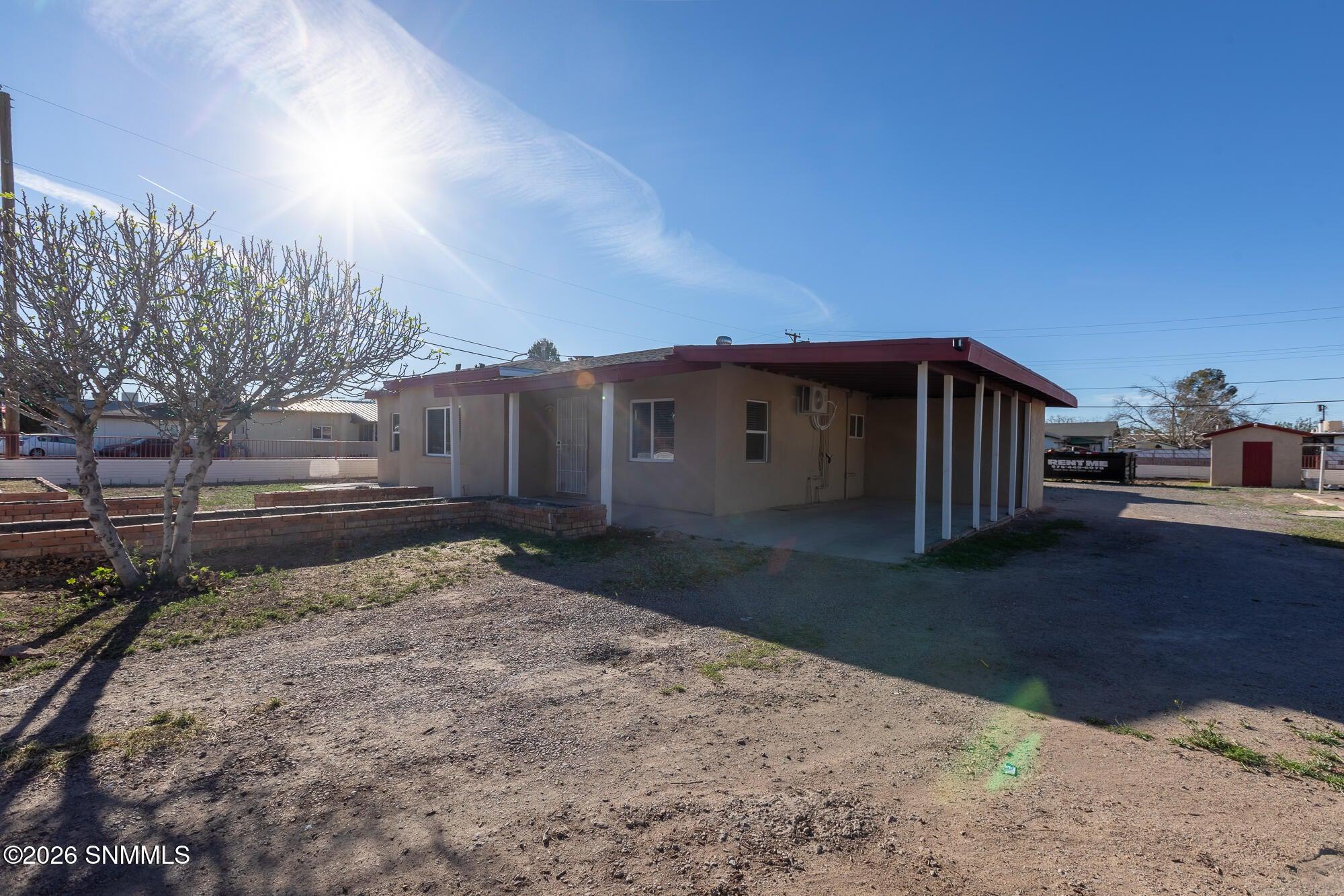 Hall Ave, Las Cruces, NM 88005