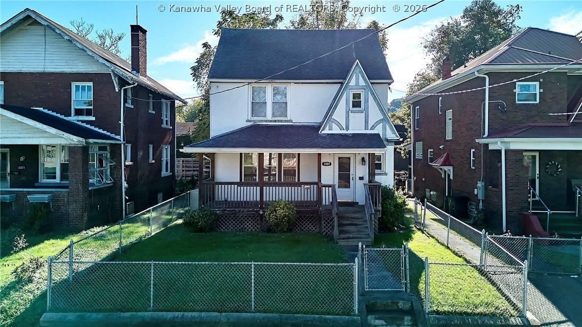 2nd Ave, Charleston, WV 25302
