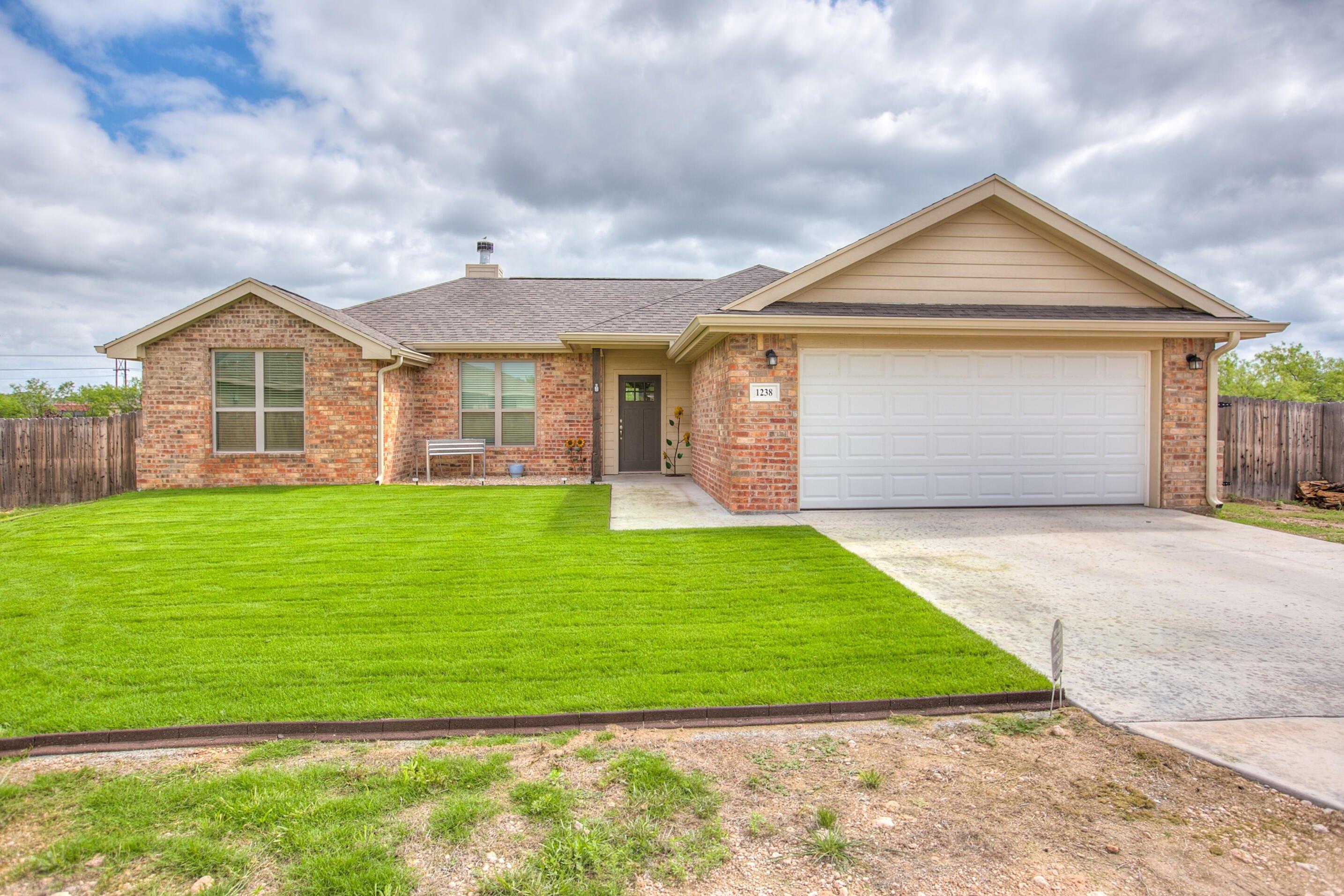 Daniel St, San Angelo, TX 76905